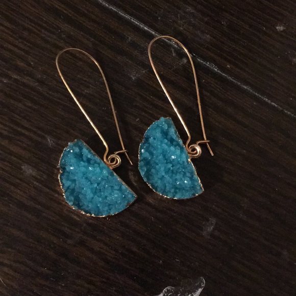 SHEIN Jewelry - Dangly teal druzy earrings ⭐️free w/bundle⭐️